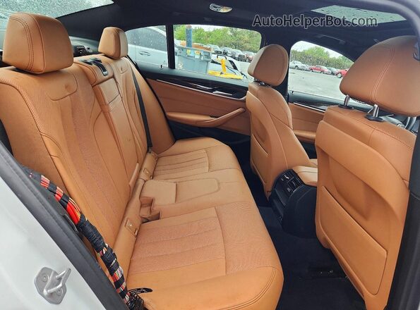 WBA13BJ02MCF71192 2021 BMW OTHER White უკანა სავარძლების ხედი