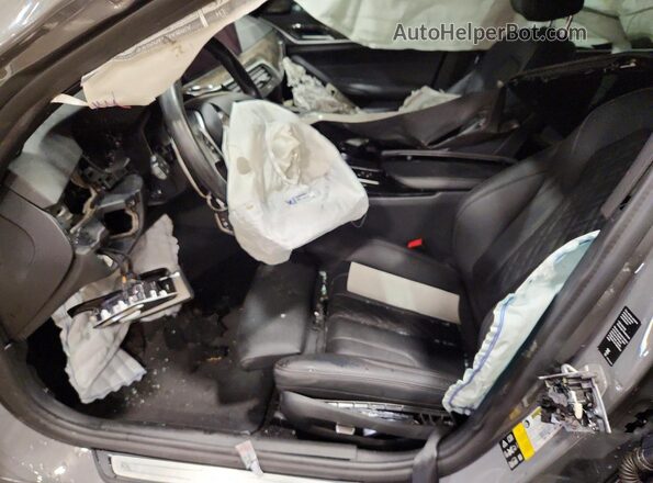 WBA13BJ09MWW96802 2021 BMW 5 SERIES Серый Вид салона спереди