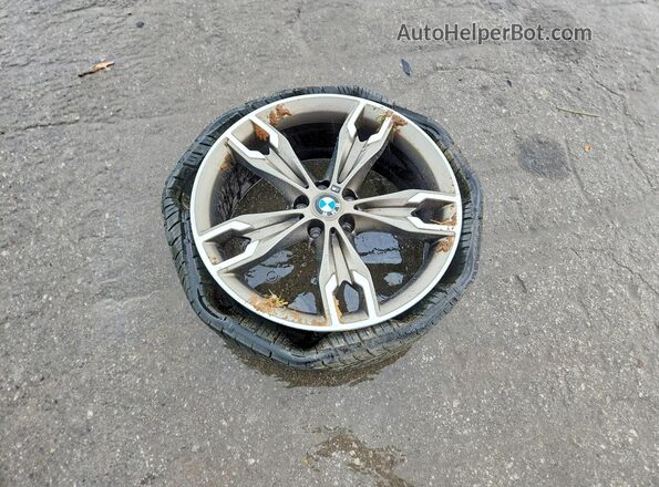 WBA13BK02PCL36839 2023 BMW M5 Blue Vista del compartimento del motor