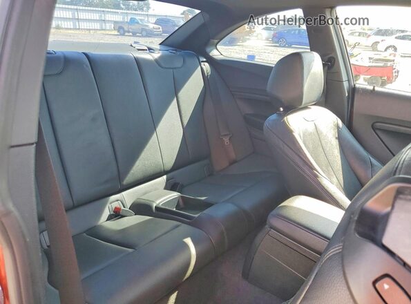WBA2J5C51JVC07267 2018 BMW M2 Brown Widok tylnych siedzeń