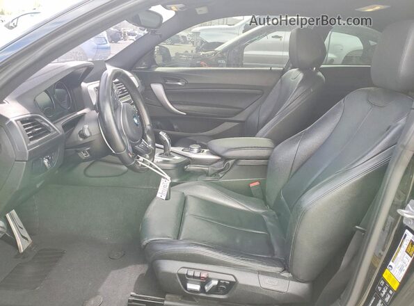 WBA2J7C50JVB28412 2018 BMW M2 Черный Вид салона спереди