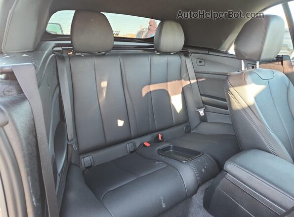 WBA2L3C32HV667882 2017 BMW M2 Silver უკანა სავარძლების ხედი