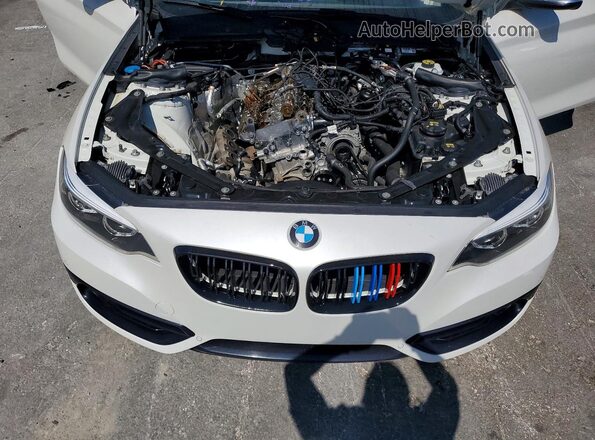 WBA2M7C50JVD51623 2018 BMW OTHER Белый Вид задней части салона