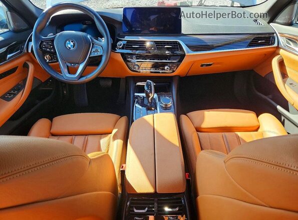 WBA33AG0XPCM16921 2023 BMW OTHER Синий Вид панели приборов
