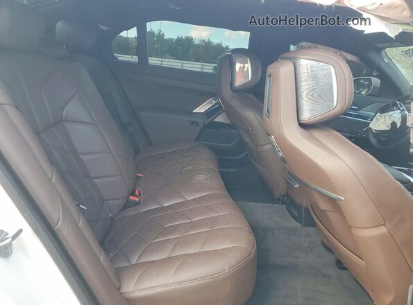 WBA33EH03TCW93507 2026 BMW OTHER Белый Вид задних сидений