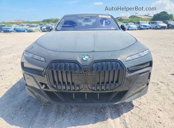 WBA33EJ07PCN09685 2023 BMW OTHER Серый Вид спереди