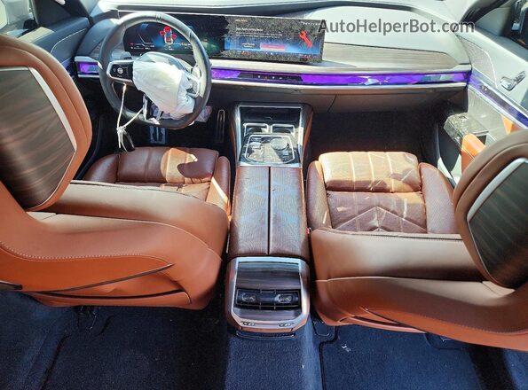 WBA33EJ0XRCT10214 2024 BMW OTHER Белый Вид панели приборов