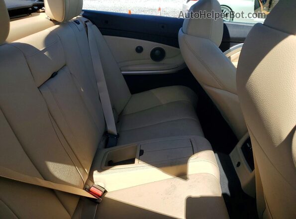 WBA4Z1C50JEC71200 2018 BMW OTHER Красный Вид задних сидений