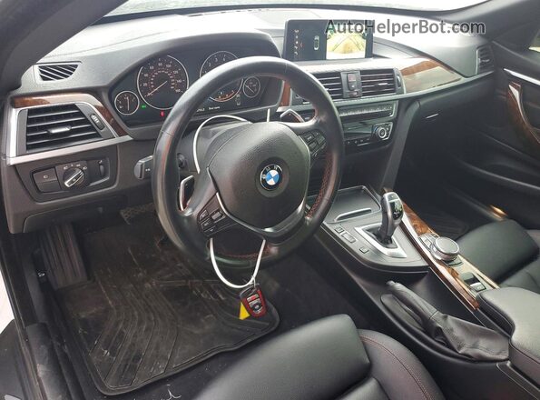 WBA4Z1C51JEC72033 2018 BMW OTHER White Vista del salpicadero