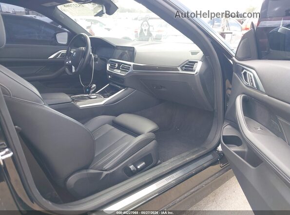 WBA53AP02NCJ28123 2022 BMW OTHER Черный Вид салона спереди