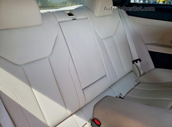 WBA53AP03MCF36647 2021 BMW OTHER White Հետևի նստատեղերի տեսք