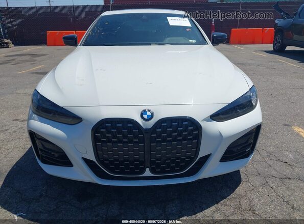 WBA53AP08NCK93111 2022 BMW OTHER White Widok deski rozdzielczej