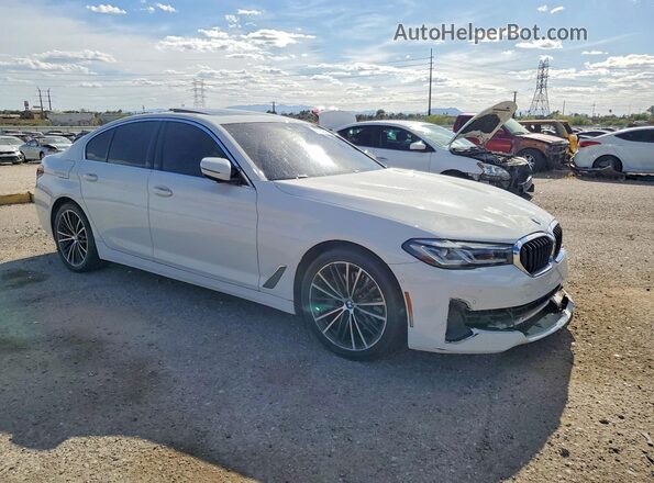 WBA53BH03MCF71161 2021 BMW 5 SERIES Белый Передняя правая четверть