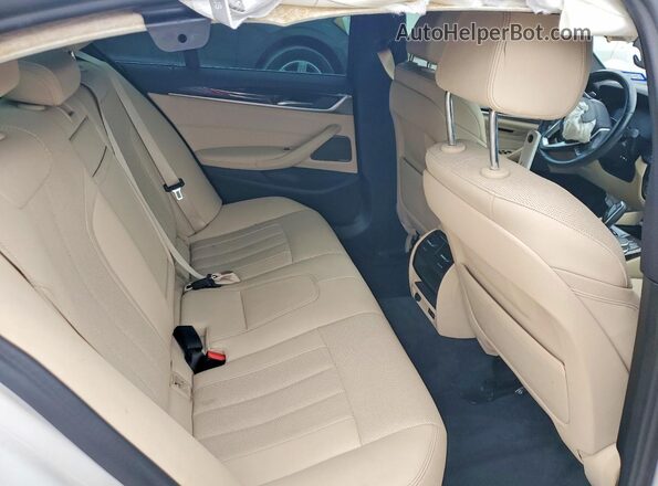 WBA53BH04MWW98271 2021 BMW 5 SERIES Белый Вид задних сидений