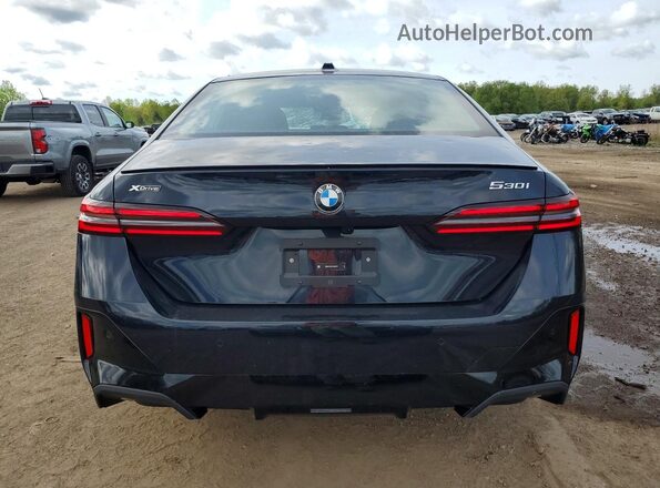 WBA53FJ05TCU99778 2026 BMW OTHER Black Հետևի տեսք