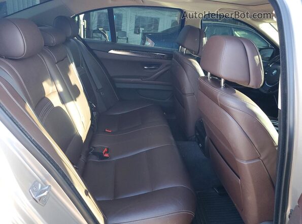 WBA5B3C55GG258182 2016 BMW OTHER Золотой Вид задних сидений