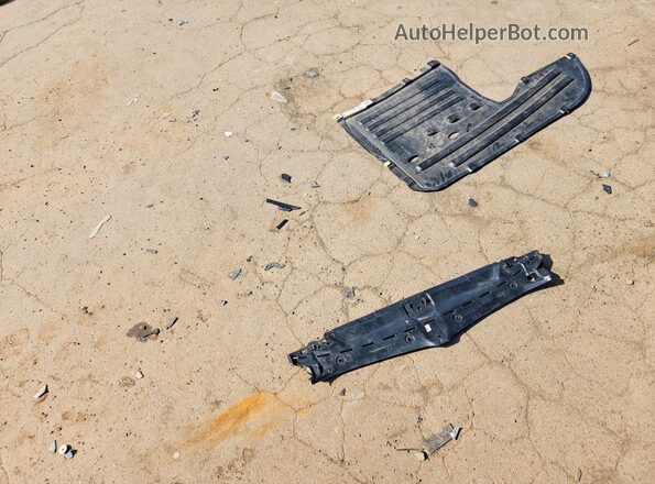 WBA5R7C55KAJ84860 2019 BMW OTHER Белый Вид подкапотного пространства