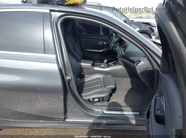 WBA5R7C57KAJ78722 2019 BMW OTHER Серый Вид салона спереди
