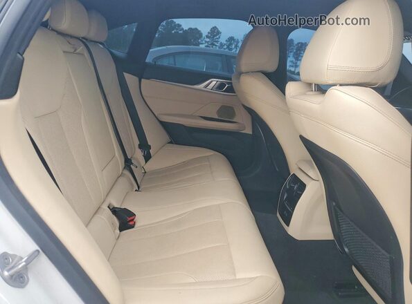 WBA63AV08RFR33765 2024 BMW OTHER White უკანა სავარძლების ხედი