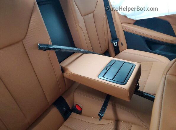 WBA63DA01SCT81184 2025 BMW OTHER Blue უკანა სავარძლების ხედი