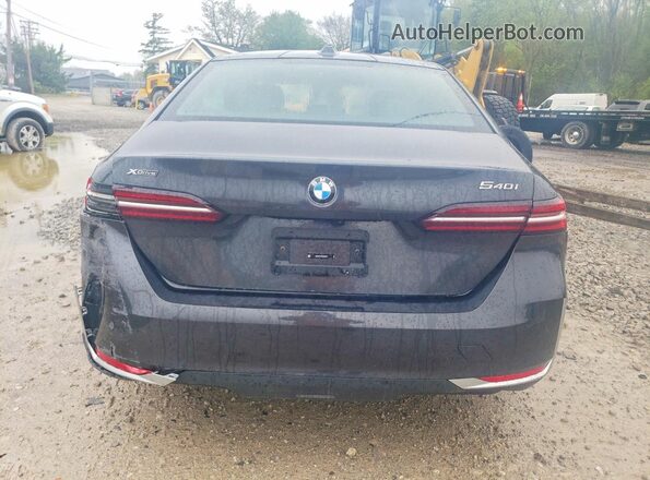 WBA63FJ07RCT06334 2024 BMW 5 SERIES Черный Вид сзади