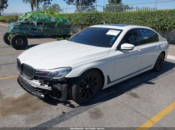 WBA7E2C54KB216716 2019 BMW OTHER Белый Передняя левая четверть