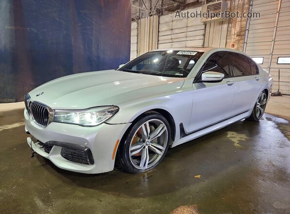 WBA7E2C56KB217513 2019 BMW OTHER Серебряный Передняя левая четверть