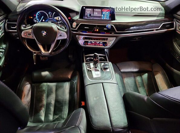 WBA7E2C56KB217513 2019 BMW OTHER Серебряный Вид панели приборов
