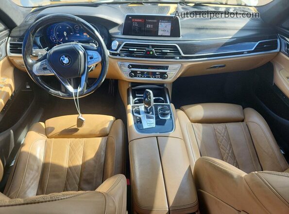 WBA7E2C5XKB217238 2019 BMW OTHER White Vista del salpicadero