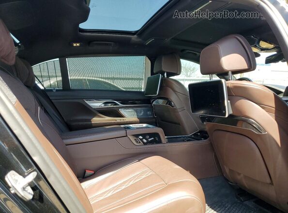 WBA7F2C55JB238736 2018 BMW OTHER Черный Вид задних сидений