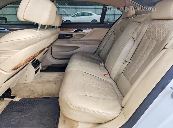 WBA7F2C55KB239760 2019 BMW OTHER Двухцветный Вид задних сидений
