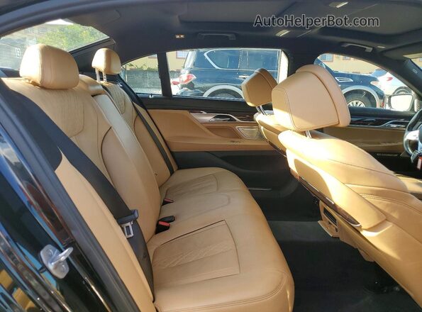 WBA7F2C57JG423745 2018 BMW OTHER Черный Вид задних сидений