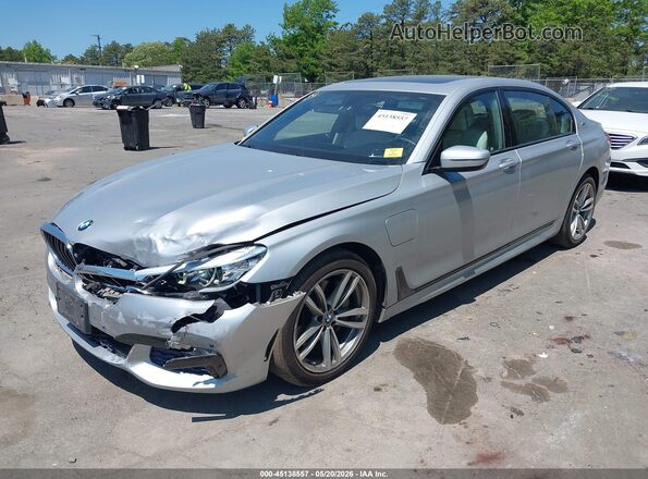 WBA7J2C58JG938137 2018 BMW OTHER Серебряный Передняя левая четверть