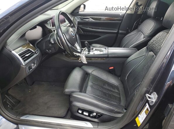 WBA7T2C05LGL17035 2020 BMW OTHER Серый Вид салона спереди