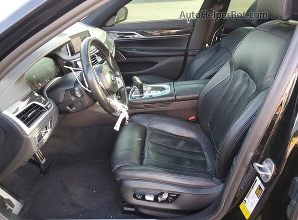 WBA7T2C06LGF96708 2020 BMW OTHER Черный Вид салона спереди