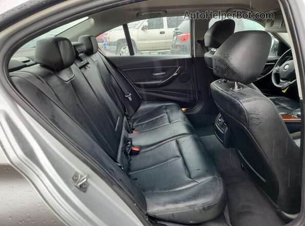 WBA8A3C58GK690214 2016 BMW OTHER Серебряный Вид задних сидений