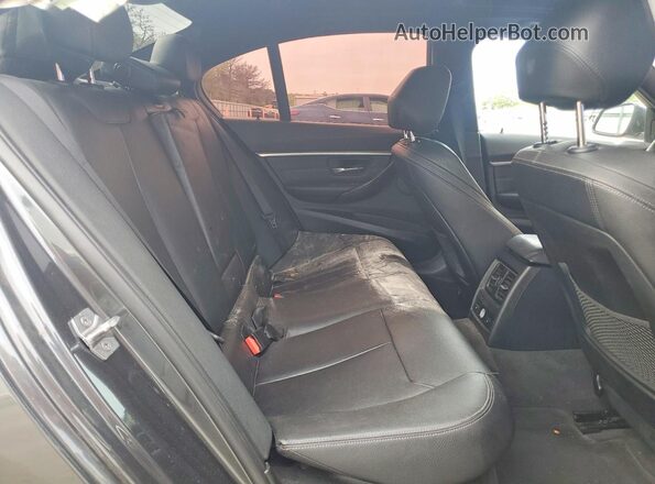 WBA8B7G52HNU37467 2017 BMW OTHER Gray Vista de los asientos traseros