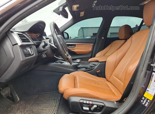 WBA8D9C30HA005574 2017 BMW OTHER Black Вид салону спереду