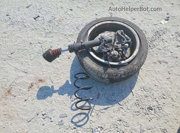 WBA8E1C53JA159590 2018 BMW OTHER Белый Вид подкапотного пространства