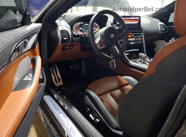 WBABC4C07SCT75188 2025 BMW M8 Blue Vista del salpicadero