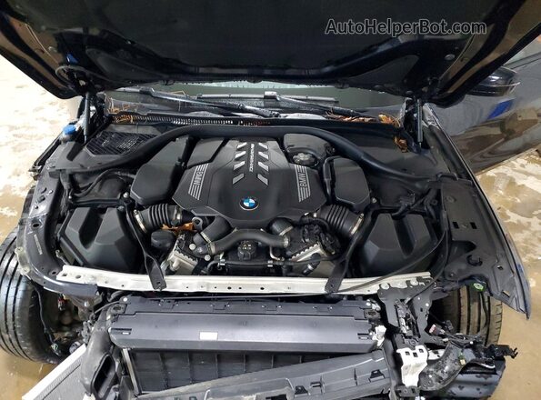WBABC4C07SCT75188 2025 BMW M8 Blue Vista interior trasera