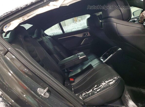 WBAGV8C07LCE33201 2020 BMW M8 Charcoal Widok tylnych siedzeń