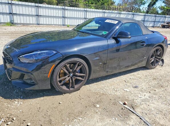 WBAHF3C02PWY16467 2023 BMW Z4 Gray Vista tres cuartos delantera izquierda