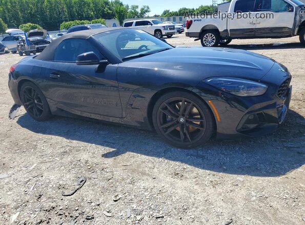 WBAHF3C02PWY16467 2023 BMW Z4 Gray Delantero derecho