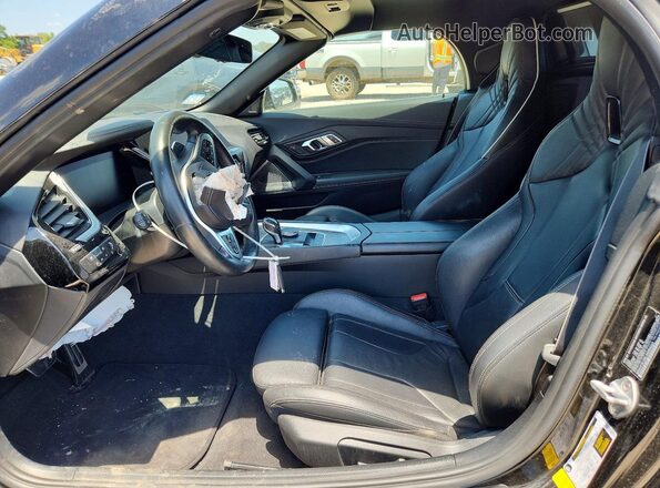 WBAHF9C09LWW64569 2020 BMW Z4 Black Widok wnętrza z przodu