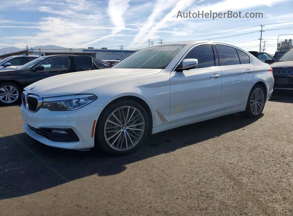 WBAJA5C32HG897083 2017 BMW OTHER Белый Передняя левая четверть