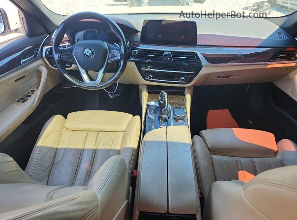 WBAJA5C5XKBX87906 2019 BMW OTHER White Widok deski rozdzielczej
