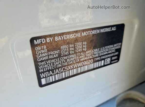 WBAJA5C5XKWW09020 2019 BMW OTHER Белый Вид наклейки с VIN-кодом