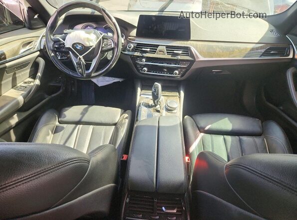 WBAJA9C53JB033221 2018 BMW 5 SERIES Черный Вид панели приборов