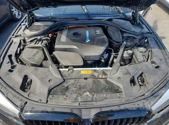 WBAJA9C53JB033221 2018 BMW 5 SERIES Черный Вид задней части салона